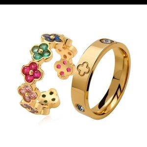 Gorgeous size 7 clover gold plated ring with swarovski elements